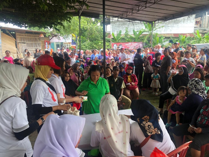 Jenggala Center Kampanyekan Jokowi-Ma'ruf Lewat Baksos