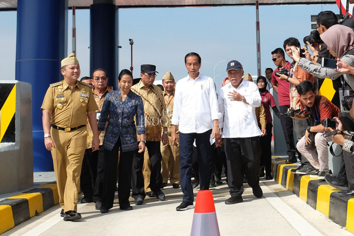 Tol Terpanjang RI Diresmikan Jokowi