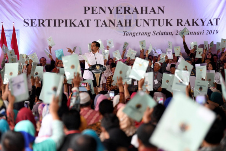 Birokrat Daerah Diminta Tak Mempersulit Pembuatan Sertifikat