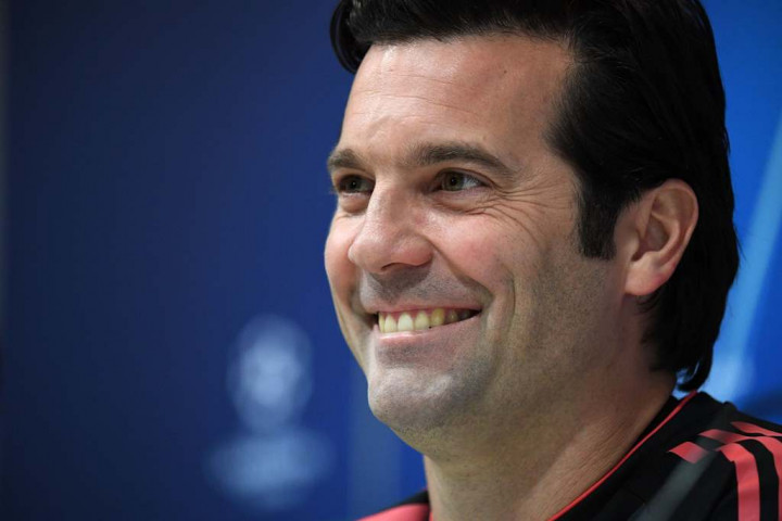 Santiago Solari Kembali Tersenyum