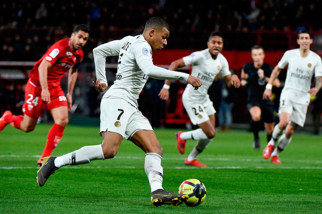 PSG Gilas Dijon Empat Gol Tanpa Balas