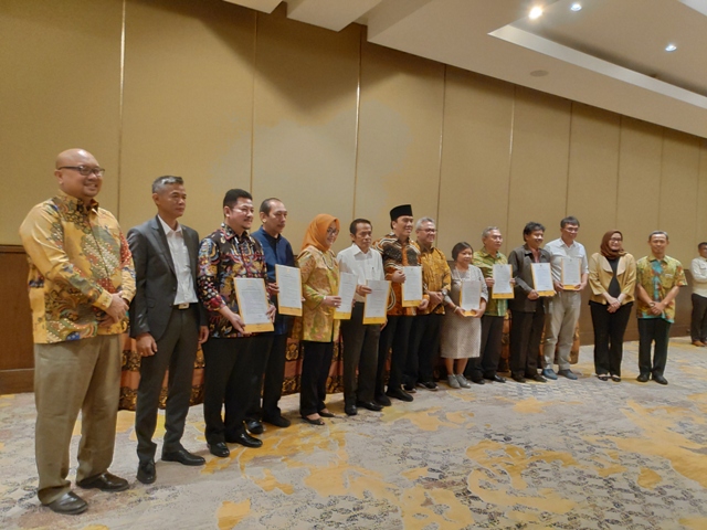 Sembilan Panelis Debat Cawapres Teken Pakta Integritas