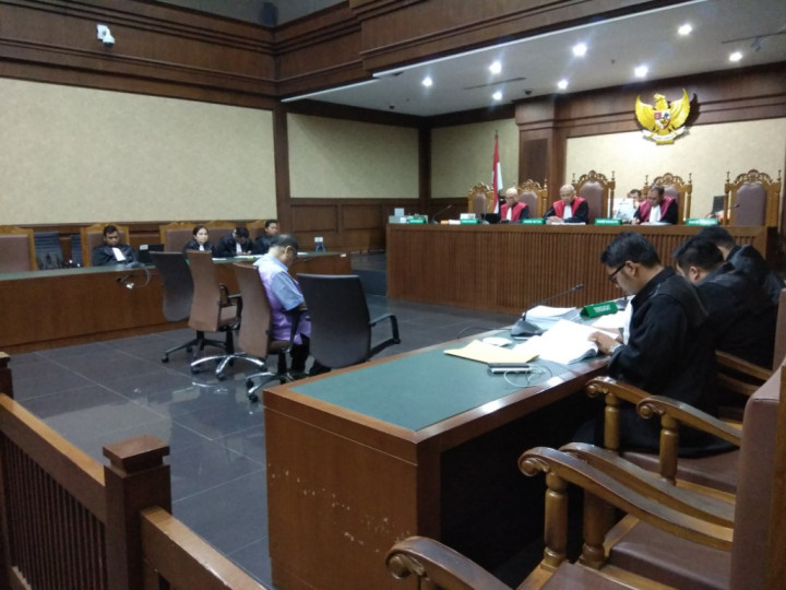 Perantara Suap Hakim Tipikor Medan Menyesal