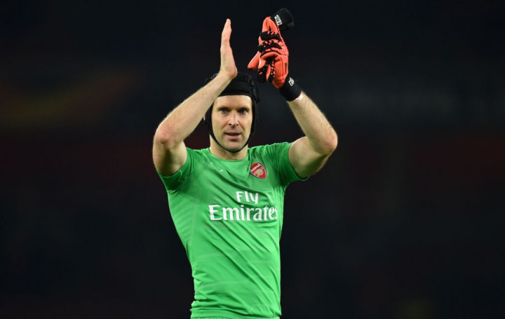 Melaju ke Perempat Final, Arsenal Jaga Impian Petr Cech