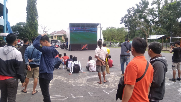 Tiket PSS vs Persija Ludes, Panpel Sediakan Layar Lebar