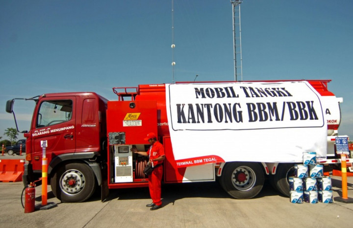 Dua Mobil Tangki Pertamina Dibajak dan Dibawa ke Istana