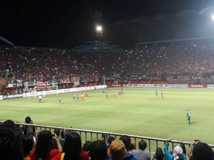 Laga PSS vs Persija Cetak Rekor Jumlah Penonton