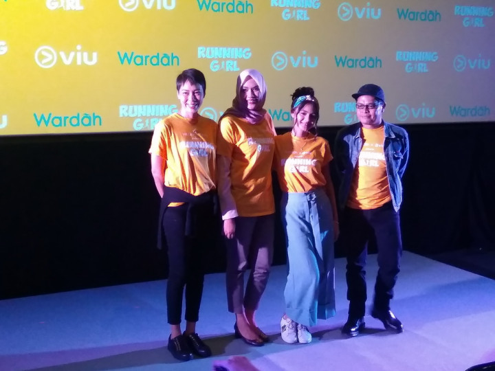 Running Girl, Mini Series Perdana Amanda Rawless