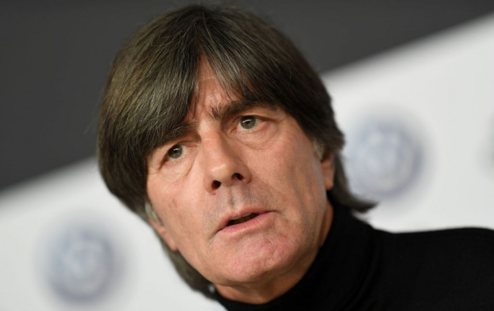 Tekel Keras Sane, Pavkov Dikecam Loew