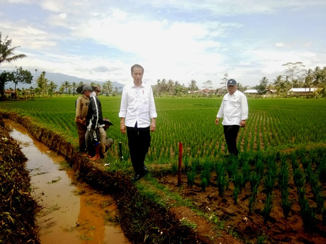 Survei: Masyarakat Puas Pembangunan di Era Jokowi