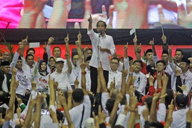 Jokowi Minta Pendukung Berani Meluruskan Hoaks
