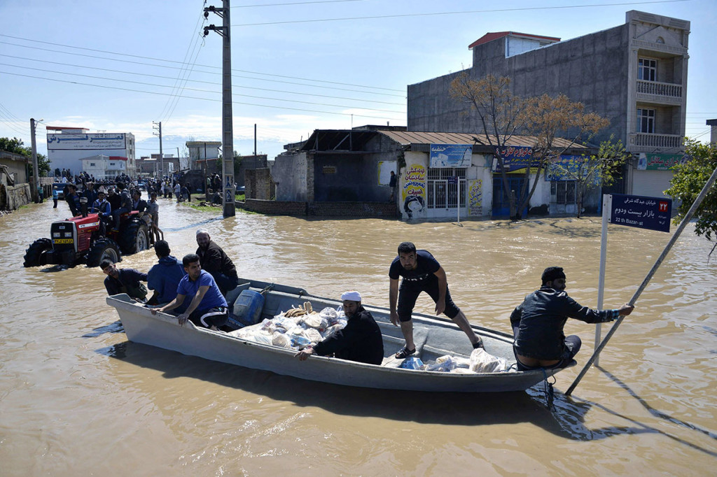 Banjir Bandang Terjang Iran, 19 Orang Tewas