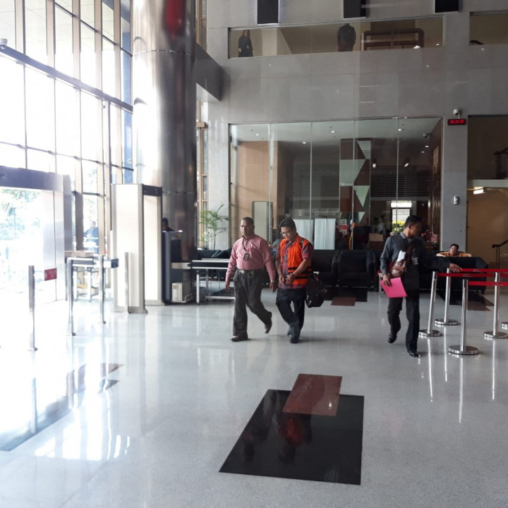 Hakim Lasito Ditahan