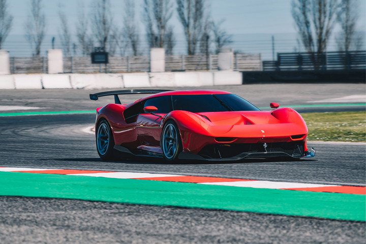 Ferrari P80/C Anut Gaya Mobil Balap Prototipe