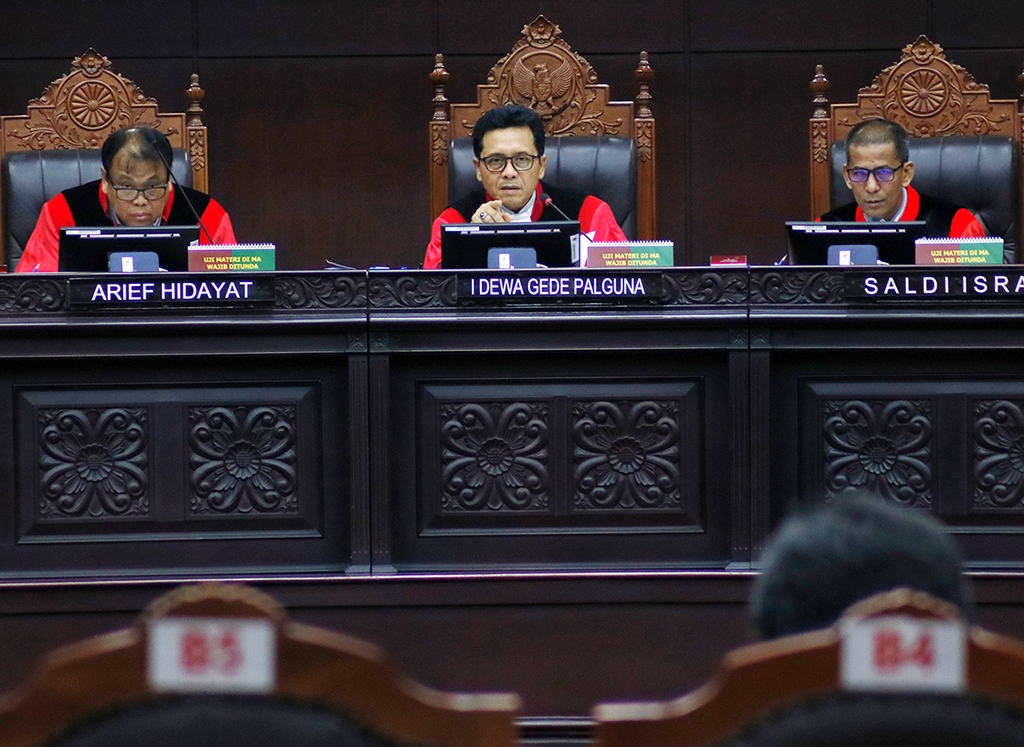 MK Izinkan Pemilih Tanpa KTP-el <i>Nyoblos</i>