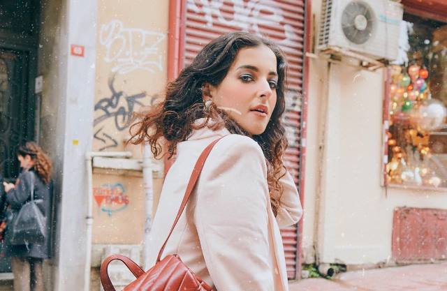 Cara Tampil <i>Natural</i> dengan <i>Make</i> <i>Up</i>