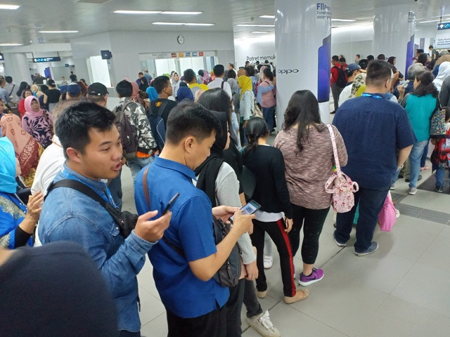 Siswa Berharap Kartu MRT Khusus Pelajar Terealisasi