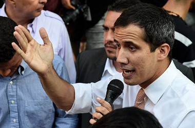 Mahkamah Agung Venezuela Berencana Cabut Imunitas Guaido