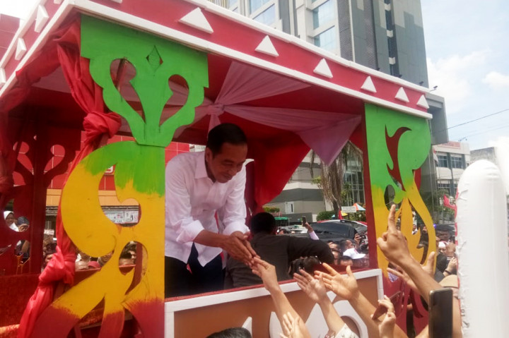 Jokowi Tiba di Palembang