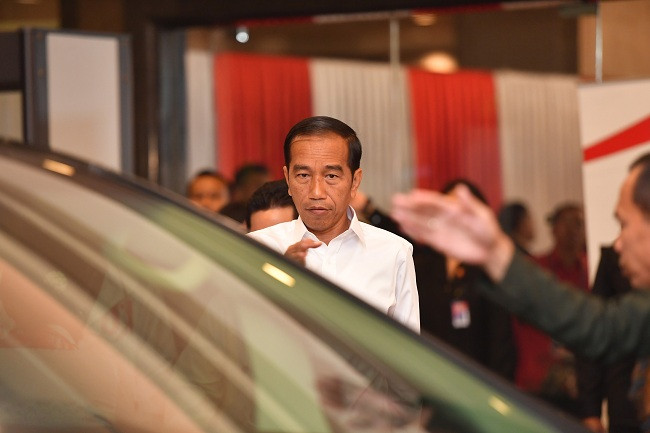 Peluh Jokowi Memulangkan Uang