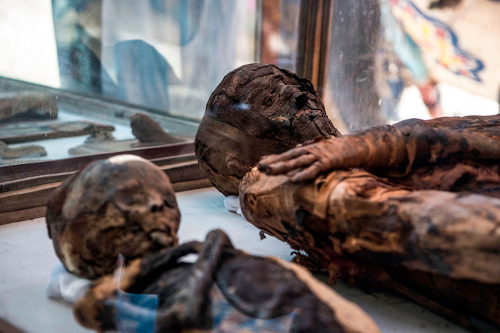 Makam Zaman Ptolemeus Ditemukan di Mesir