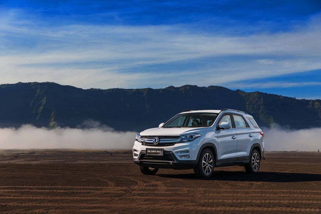 DFSK akhirnya mengumumkan Glory 560 akan dipasarkan kepada masyarakat Indonesia mulai dari Rp210 juta sampai Rp270 juta (on the road Jabodetabek). DFSK