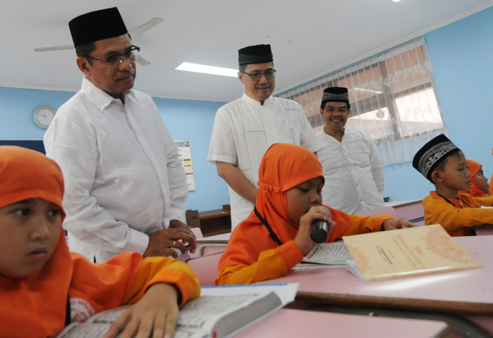 Ribuan Mushaf Alquran Dibagikan di Tanah Datar