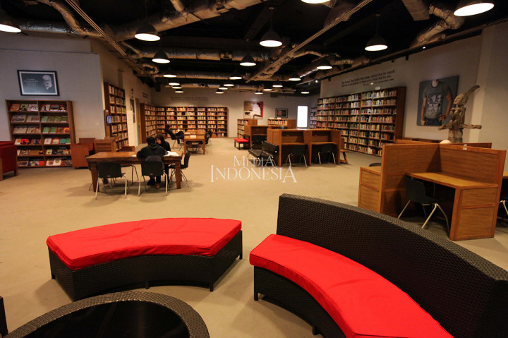 Rasakan Nuansa <i>Homey</i> Perpustakaan Freedom Institute Jakarta