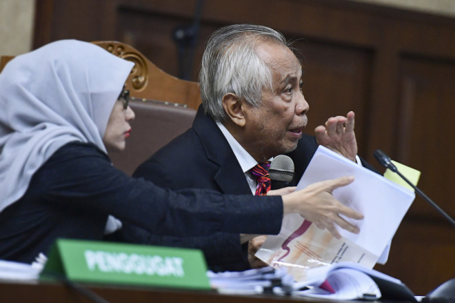 Terdakwa kasus suap Ketua PTUN Medan OC Kaligis menjalani sidang pengajuan peninjauan kembali (PK) di PN Jakarta Pusat, Jakarta.