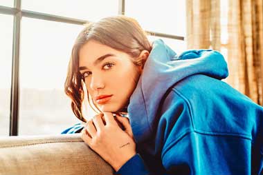 Album Terbaru Dua Lipa Diprediksi Rampung Akhir 2019