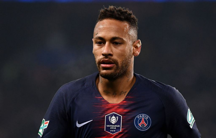 Ayah Pastikan Neymar Bertahan di PSG