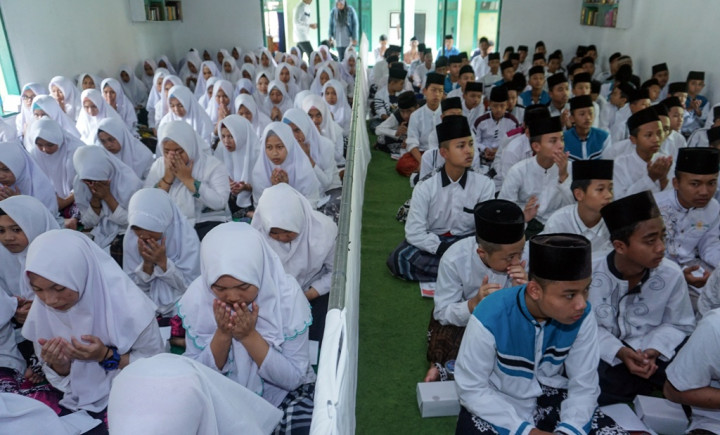 Madrasah dan Pesantren Tak Lagi Jadi Pilihan Terakhir