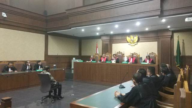 Sidang Putusan Idrus Marham Ditunda