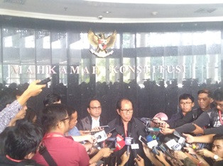 Penggugat Hitung Cepat Terima Putusan MK