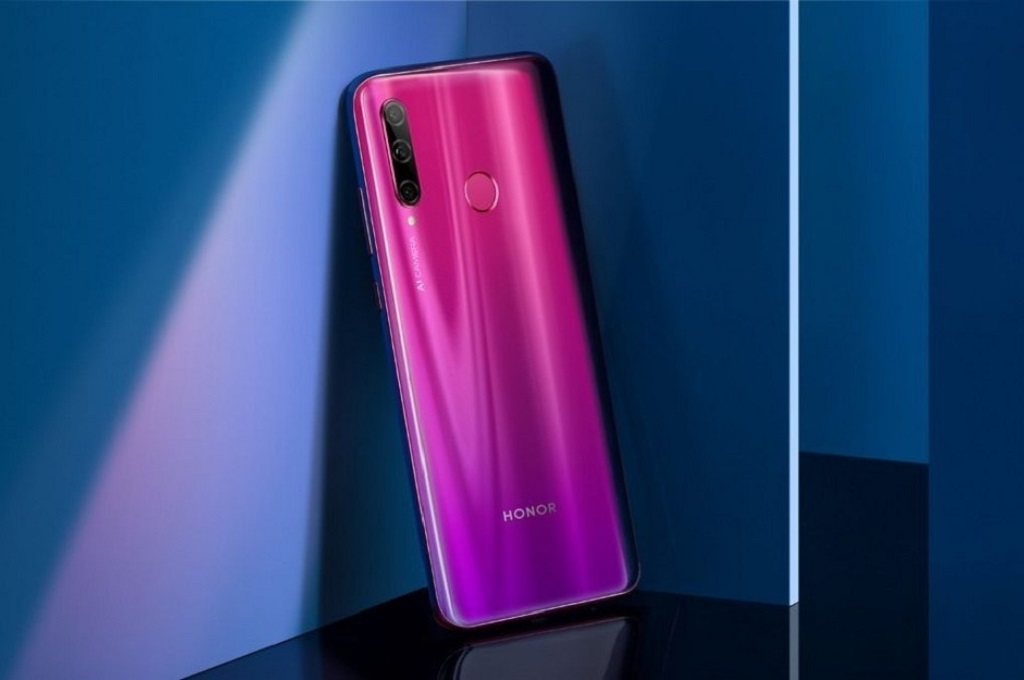Honor mengirimkan undangan untuk peluncuran global untuk 20 series di London, Inggris.