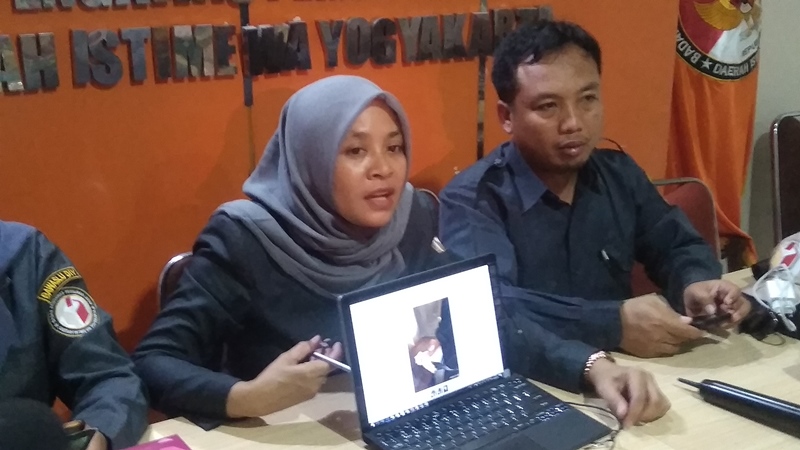 Warga di Gunungkidul Bakar Surat Suara di TPS