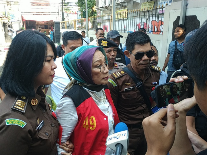 Ratna Sarumpaet: Tompi Sadarkan Saya