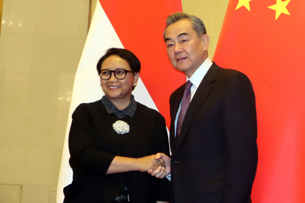 Retno Marsudi Bertemu Menlu Tiongkok