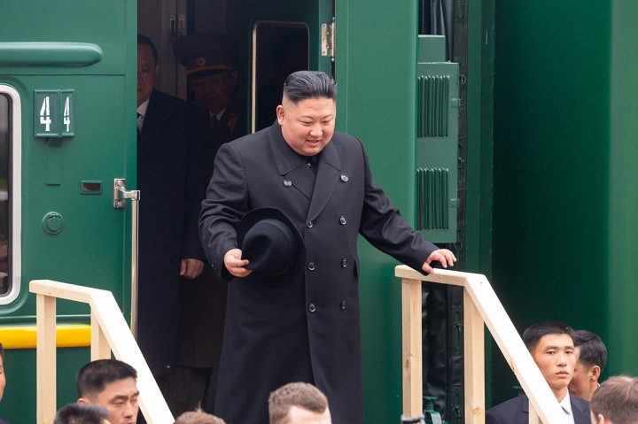 Naik Kereta Lapis Baja, Kim Jong Un Tiba di Rusia