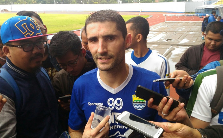 Persib Depak Srdan Lopicic
