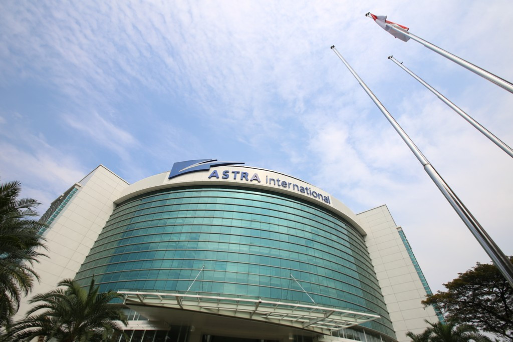PT Astra International Tbk (ASII). Dok; Astra. 