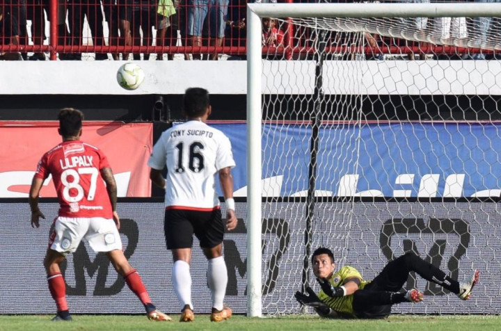 Persija Tumbang di Markas Bali United