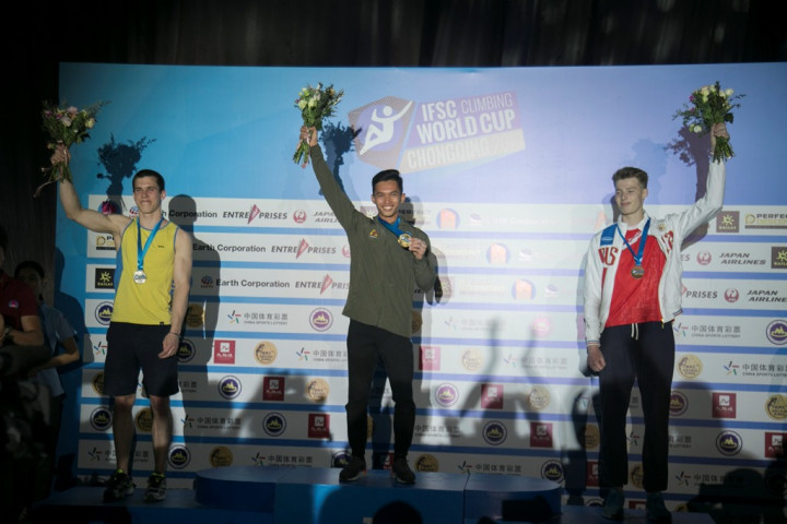 Alfian M. Fajri Sabet Emas Kejuaraan Dunia Panjat Tebing