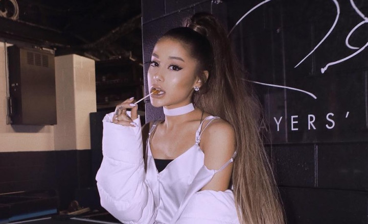 Kalahkan Selena Gomez, Ariana Grande Artis dengan Follower Instagram Terbanyak