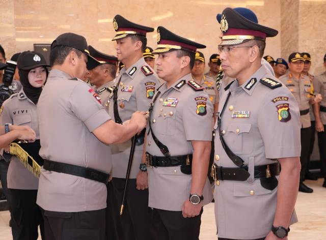 Kapolda Metro Jaya Irjen Gatot Eddy Pramono melantik sejumlah jajaran direktur baru--Foto: Istimewa