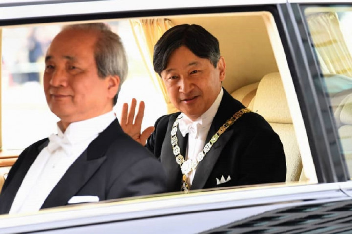 Warga Jepang Lega dengan Kehadiran Kaisar Naruhito
