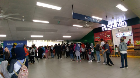 Masyarakat Wisata MRT Saat <i>May Day</i>