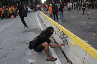 Anarko Sindikalism Diduga Provokator Rusuh Aksi Buruh