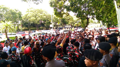 Laskar Merah Putih Gelar Aksi Dukung Penyelenggara Pemilu Medcom Id Laskar Merah Putih Gelar Aksi Dukung Penyelenggara Pemilu Medcom Id