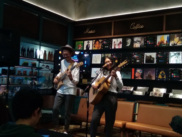 Endah N Rhesa Launching Album Kelima di We The Fest 2019